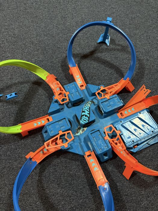 Рабочий трэк Hot Wheel