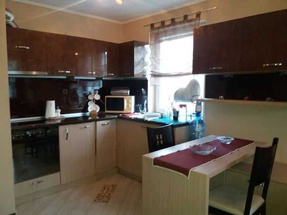 Дава се под наем Двустаен апартамент в Бургас, Славейков - 55 кв.м за 178.5 € - Снимка #18