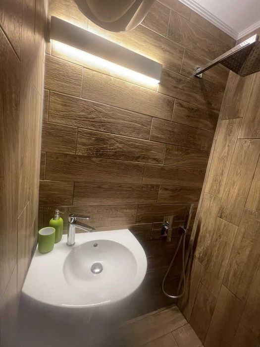 Дава се под наем Двустаен апартамент в Пловдив, Център - 55 кв.м за 280.5 € - Снимка #8