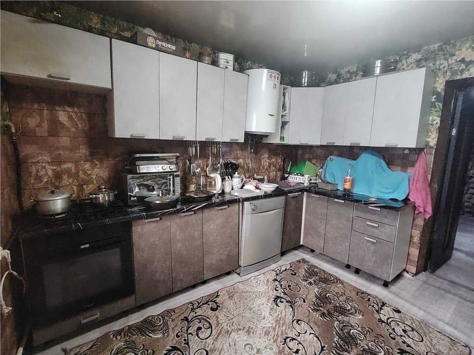 Продам 4х комн дом на правом берегу. Торг