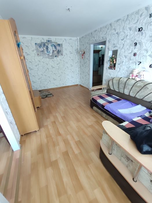 Продается 2-комн (2-26, 2 эт)