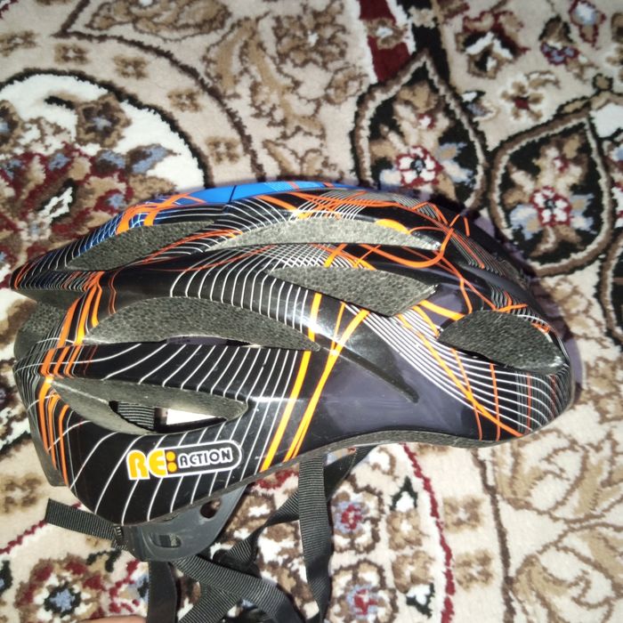 Shlem velosiped yangi