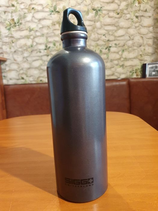 Bidon din aluminiu Sigg 1l, nou, nefolosit
