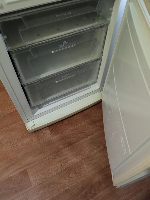 Холодильник Индезит