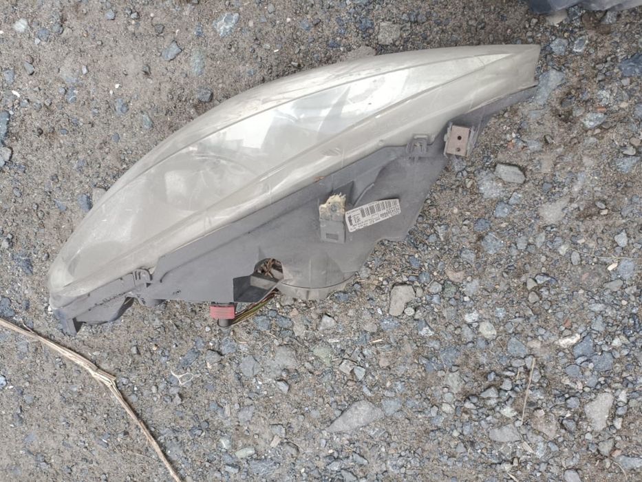 Фары на пежо 307