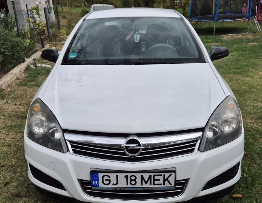 Vand opel astra H  1.8 benzina din 2009