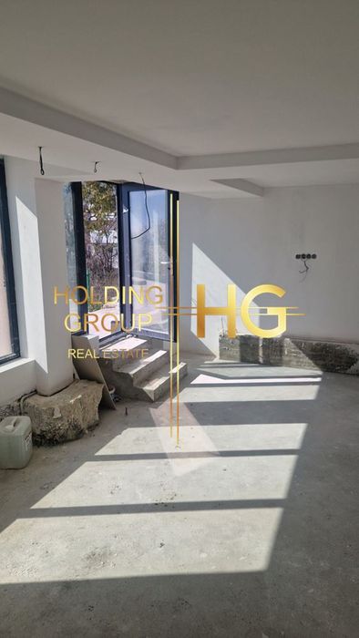 Къща в Варна-м-т Акчелар площ 430