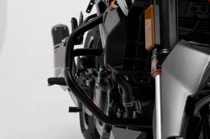 Crash Bar Negru KTM Duke 125 (21-) / 200 (17-). Sw-Motech