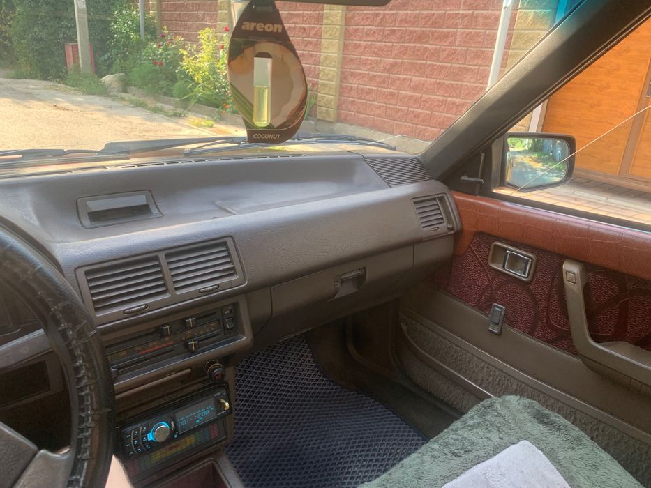 Продам авто (мазда 626 )