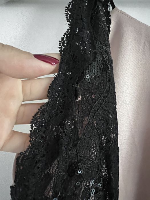 Официална рокля в цвят пепел от рози