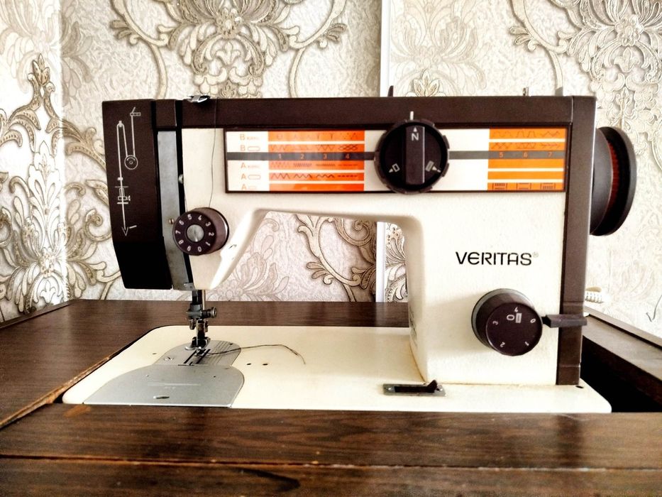 Швейная машина Veritas