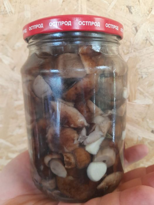 Продам грибы маринованные 3000тн за литр.