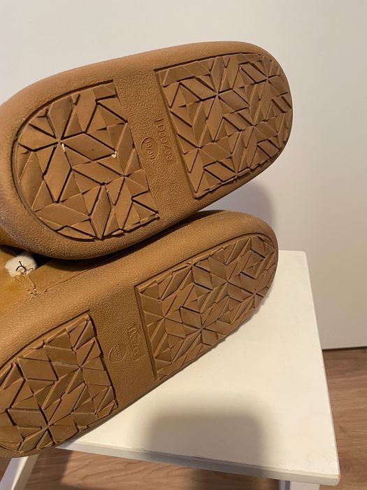 Апрески цвят Khaki