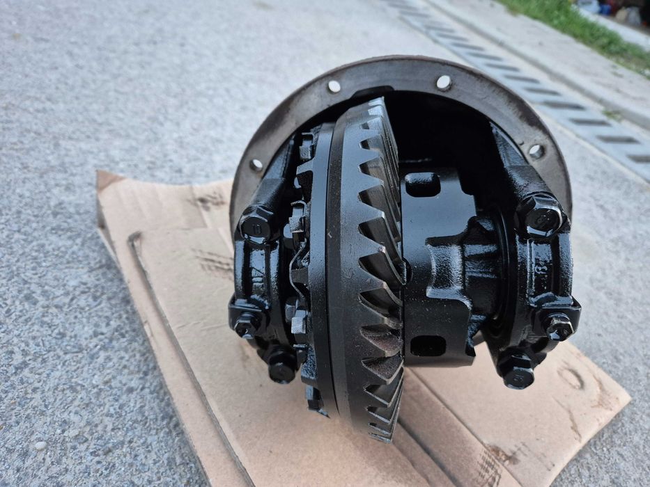 Заден диференциал за Тойота Ланд крузер 120