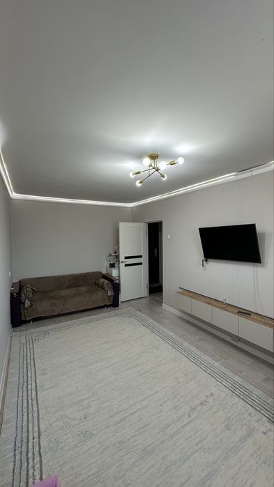 Продам 2х квв. квартиру  Район 11 мкр