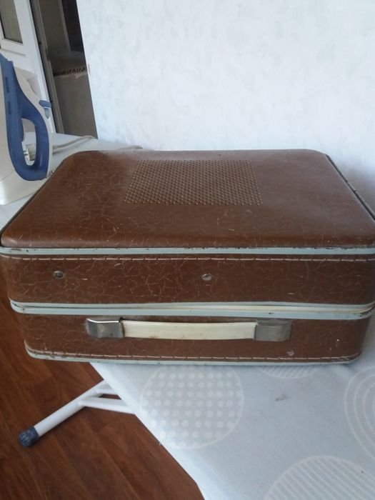 Ретро   Проигрыватель   Юность  301.