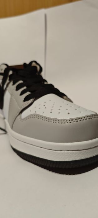 Air Jordan 1 Low | Новые | 41 размер