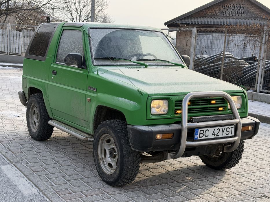 Vând Daihatzu feroza  4x4