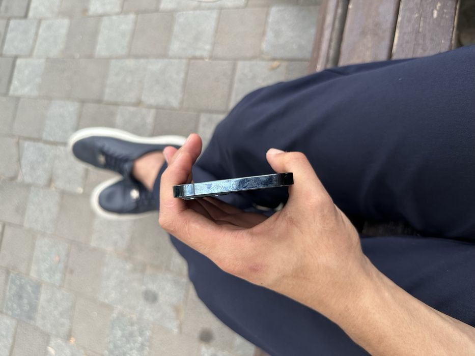 iPhone 12 pro 128