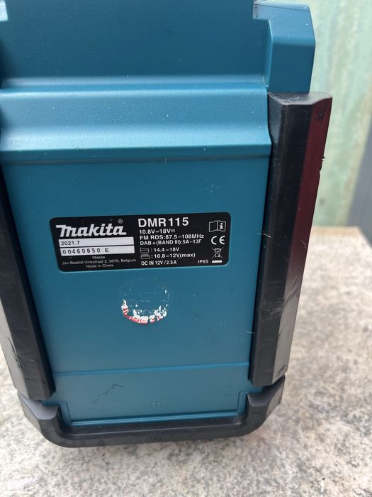 Vand radio Santier Makita DMR 115 model 2021