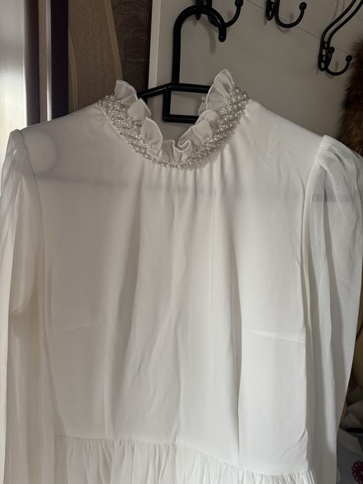 Продам белое платье