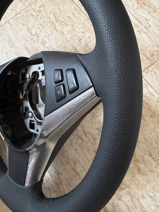 Волан за BMW е60 за кола със start/stop