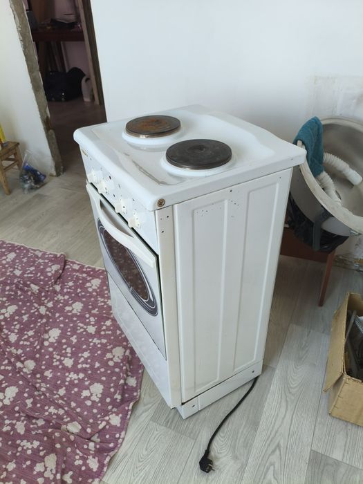 Продам электроплиту мечта 2 комфорки