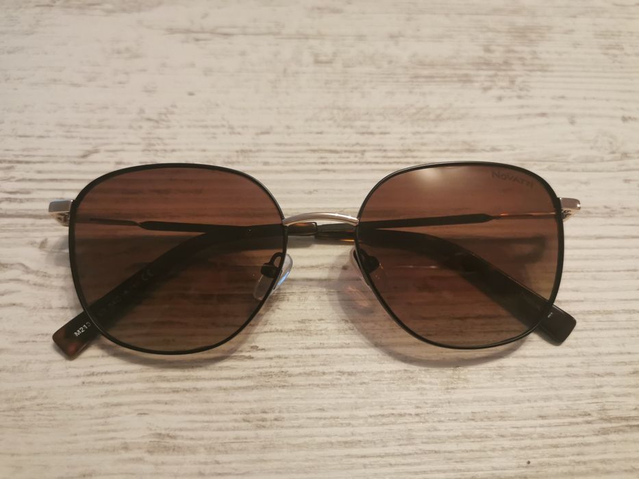 Дамски слънчеви очила