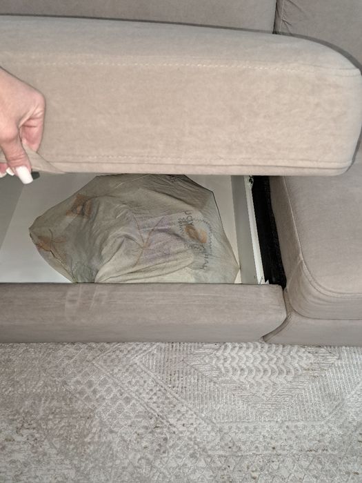 Продам диван в отличном состоянии