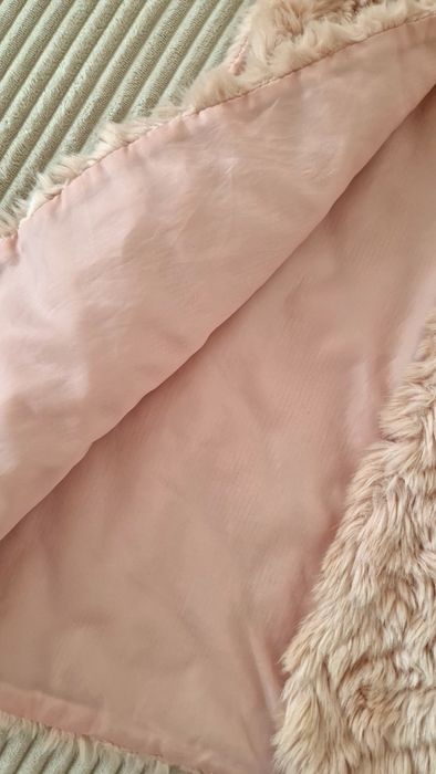 Детски розов елек H&M