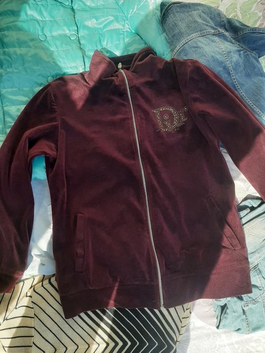 Женские одежда разные