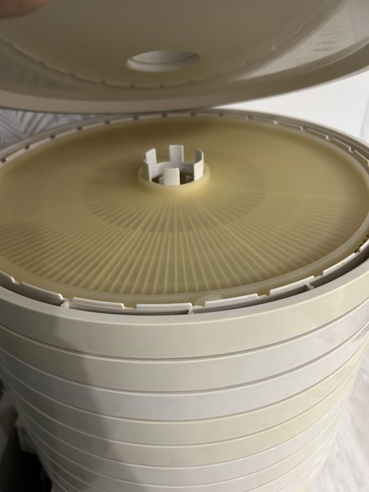 Продам сушилку для фруктов