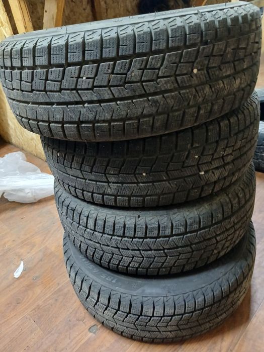 Продам зимнее резины комплект
