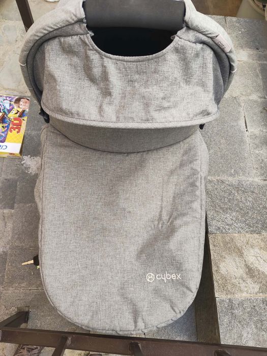 Cybex Cot S кош за новородено с адаптери
