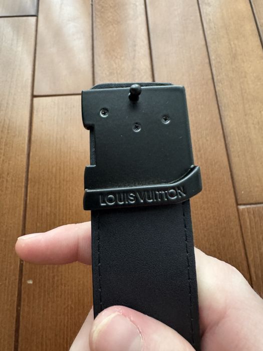 Curea LV Piele Neagra Catarama Neagra