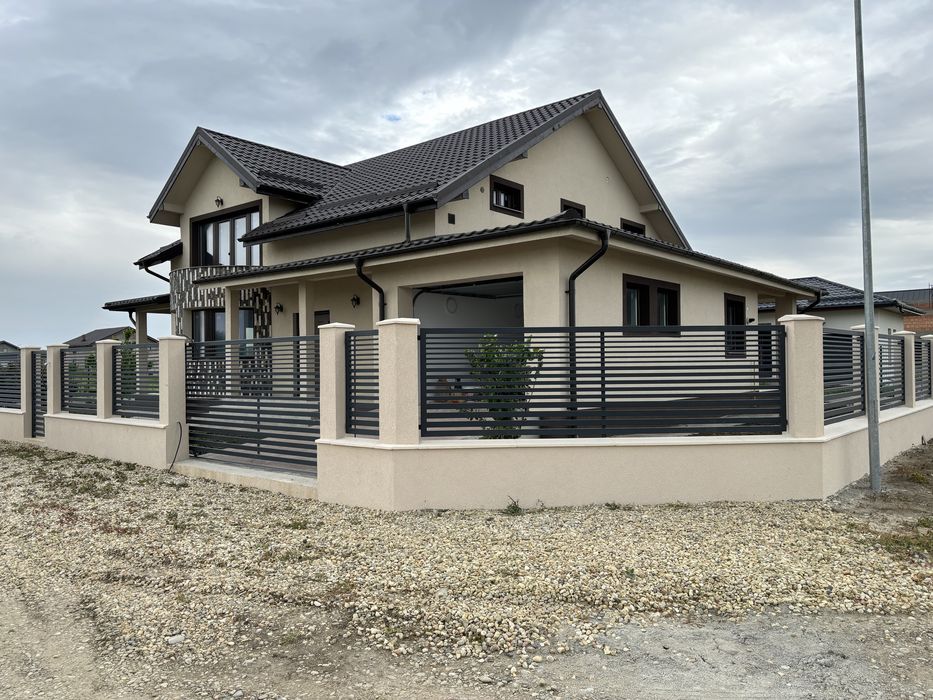 Confectionam Scari garduri porti pergole carport spalatorii auto