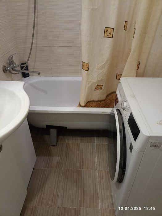 Продам 2 комнатную квартиру