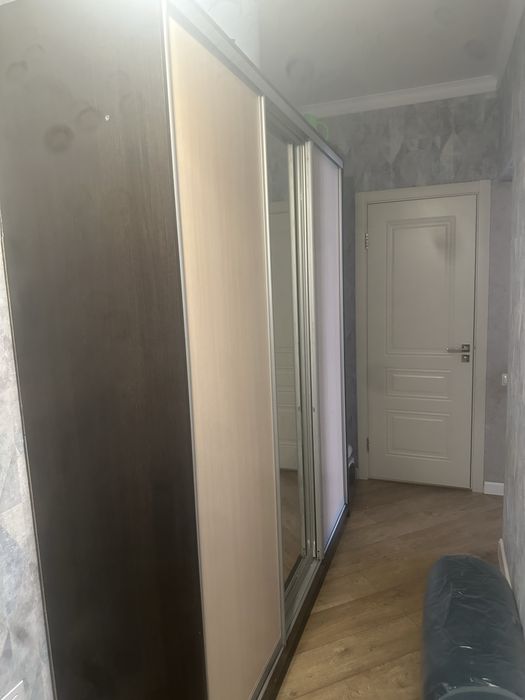 Продам шкаф купе