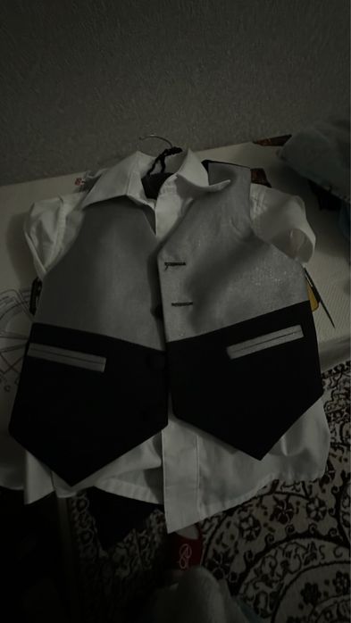 продам костюмчик