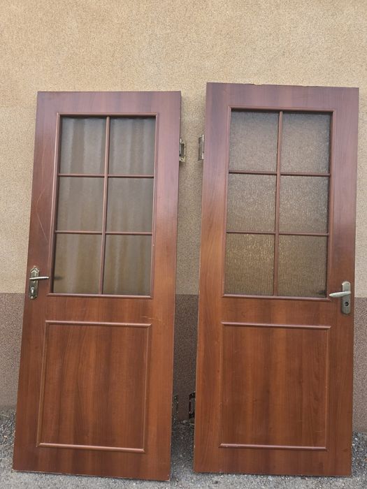 Продам межкомнатные двери