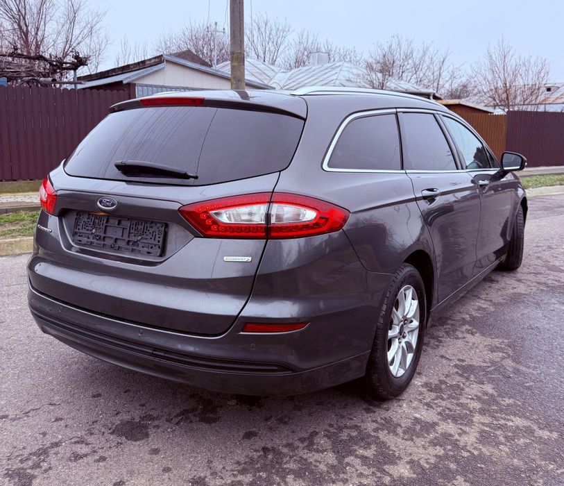 Ford Mo deo Mk5 - 93.000 km - 2017 - 1.5 benzina 160cp - 1 proprietar