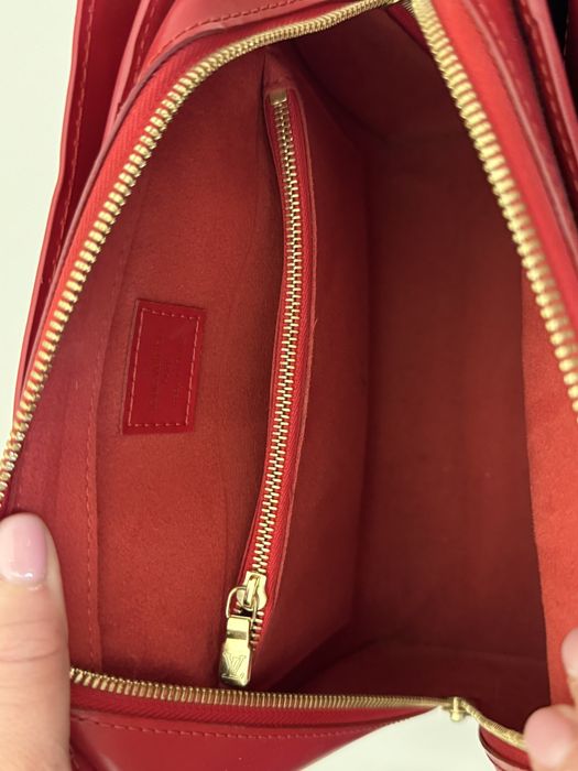 Сумка  Louis Vuitton