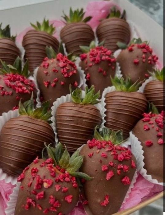 Свежие тюльпаны на 8 марта