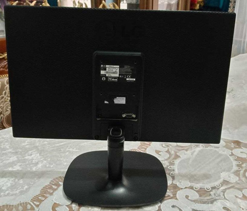 Monitor LG Led 22"