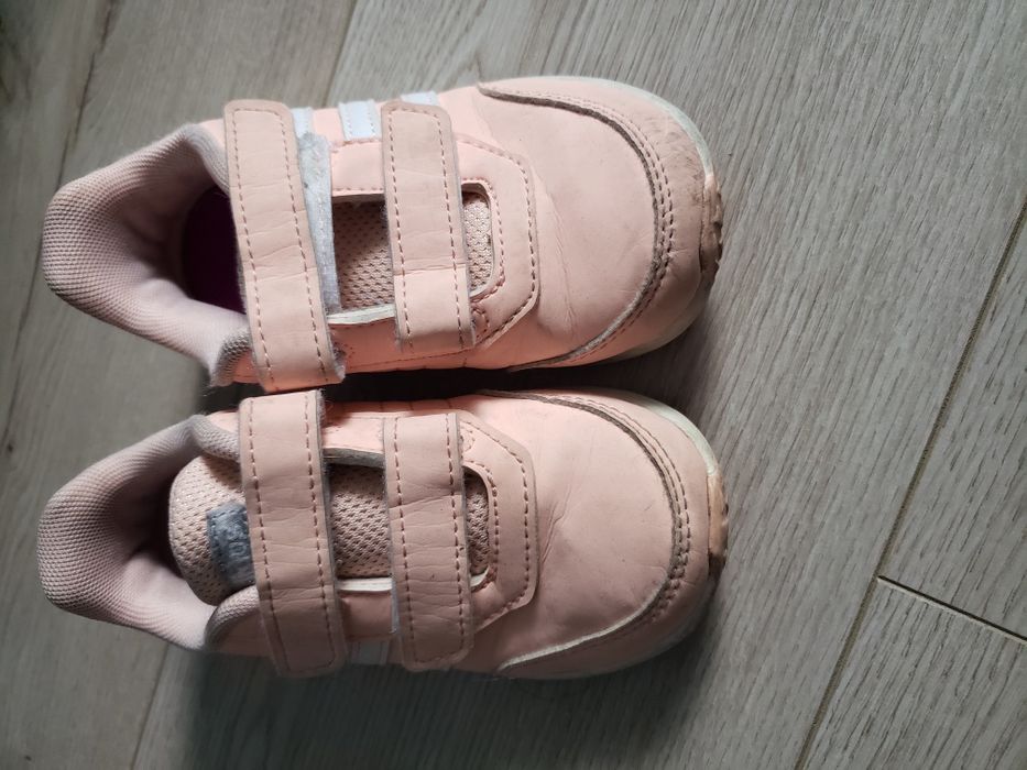 Adidasi Nike ( copii )