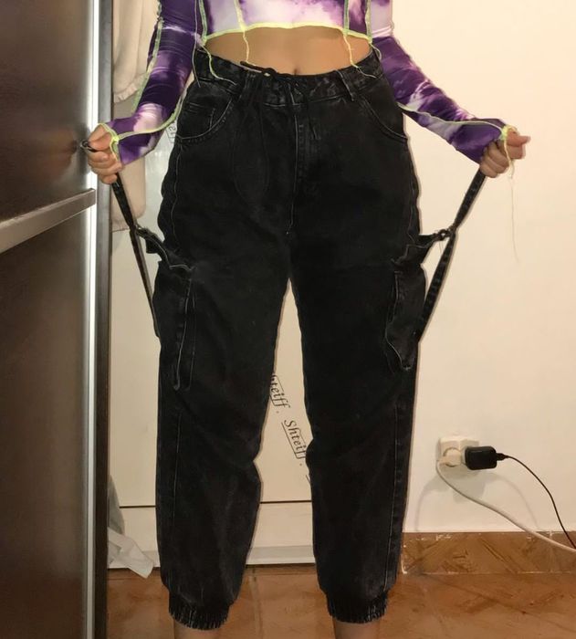 Pantaloni cargo femei