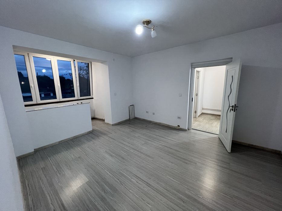Vand apartament