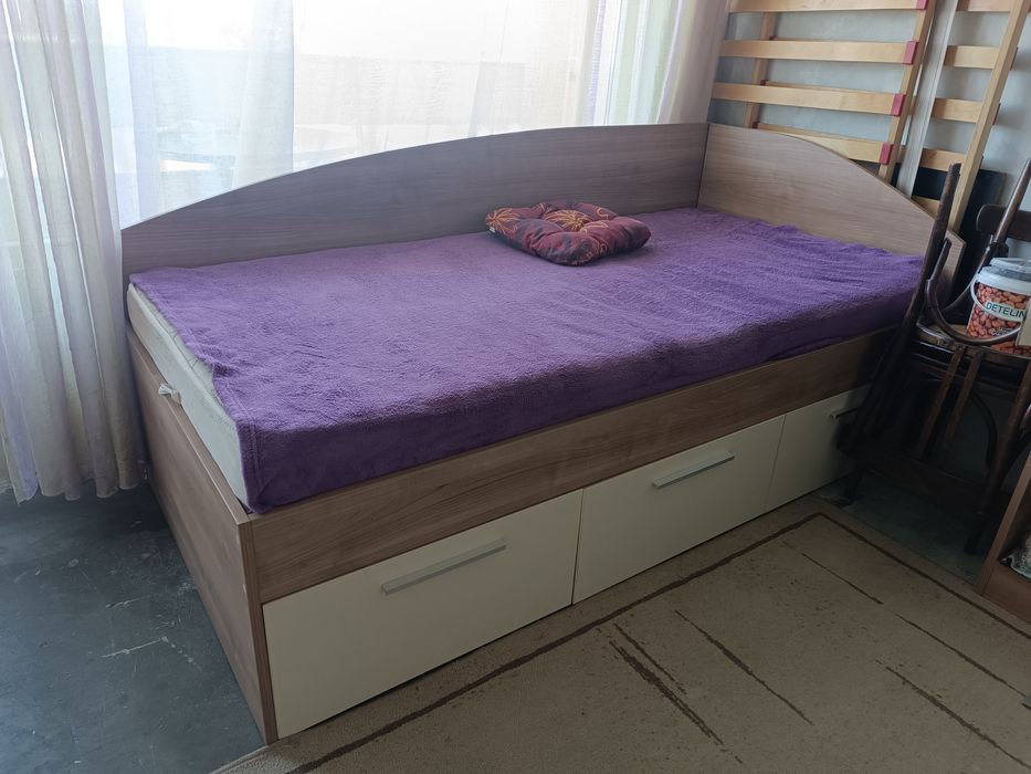 Легло шкаф секция и бюро