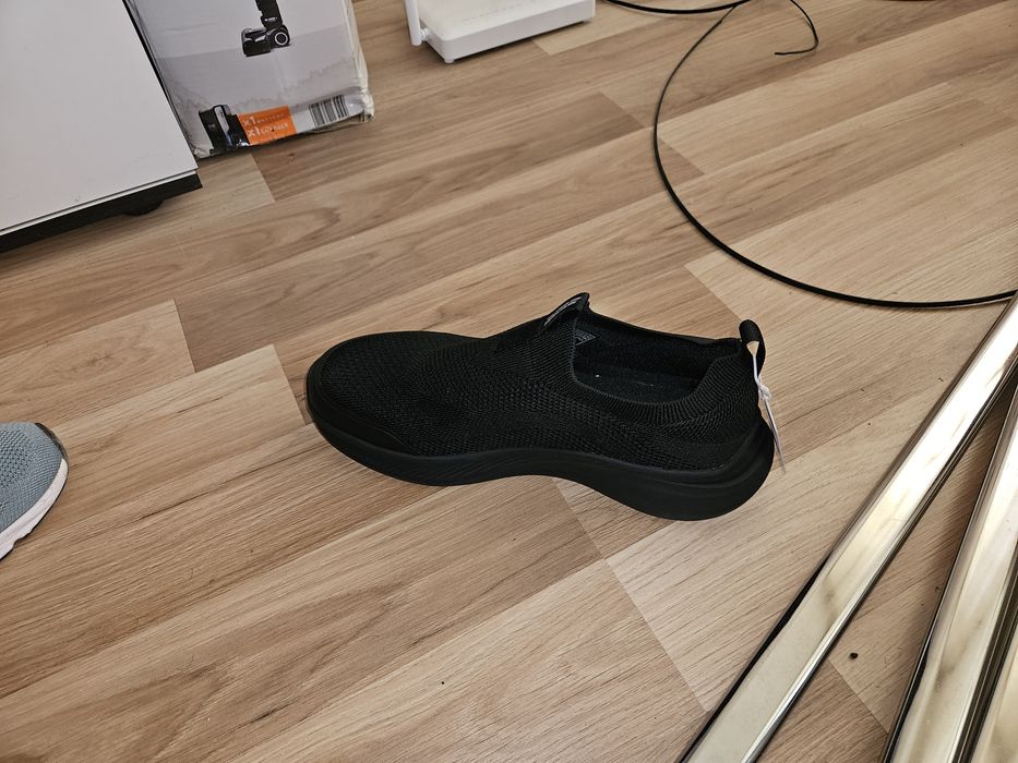 Skechers Marime 43
