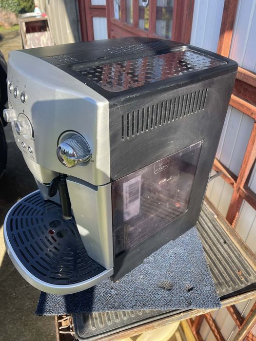Кафе автомат  Delonghi Magnifica